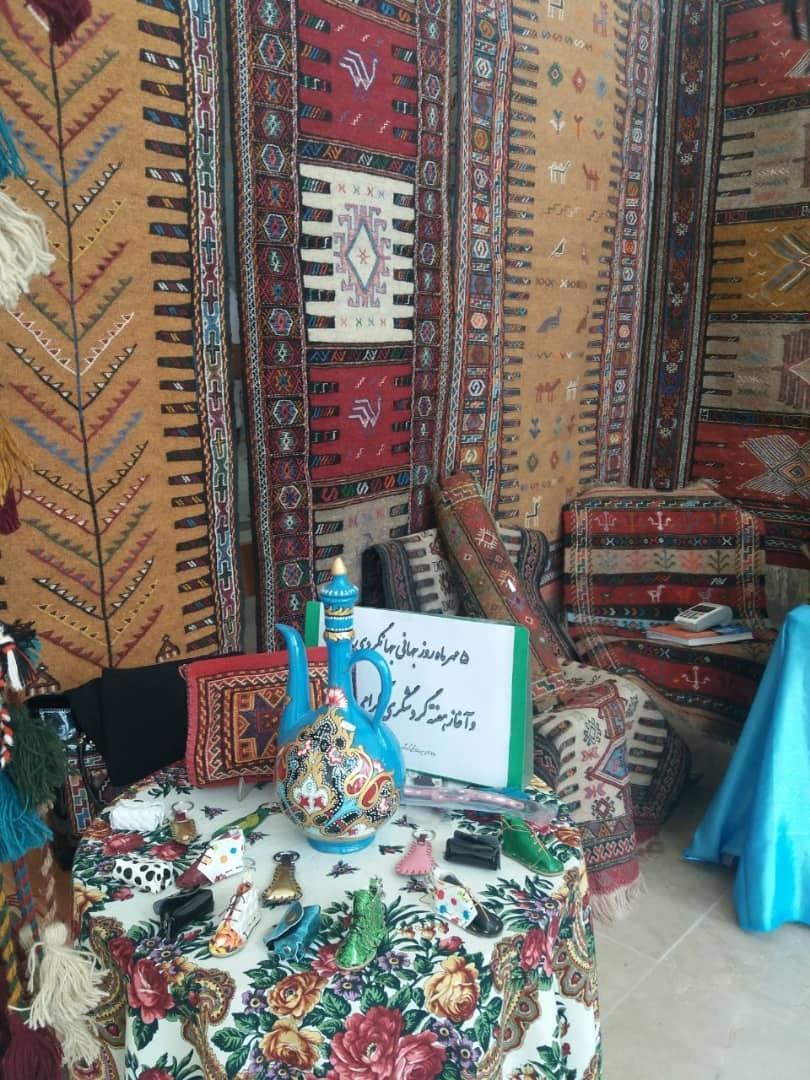 نمایشگاه صنایع دستی وگردشگری در قوچان برگزارشد