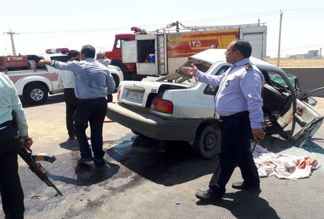 مرگ یک نفر بر اثر تصادف تریلر با پراید مرگ یک نفر بر اثر تصادف تریلر با پراید