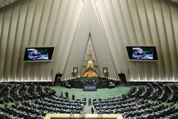 جلسه غیرعلنی مجلس برای بررسی ناآرامی های اخیر ، حضور فرمانده جلسه غیرعلنی مجلس برای آنالیز ناآرامی های اخیر ، حضور فرمانده نیروی انتظامی