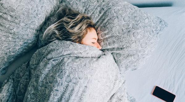 مسائل خواب چیست و چطور باعث افزایش خطر سکته مغزی می گردد؟