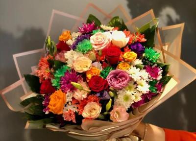 ایرانی ها بیشتر چه گل هایی را هدیه می دهند؟ ؛ 6 شرط لازم برای خرید گل ، روزی که رکورد خرید گل را در کشور می زند